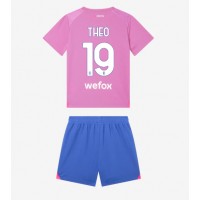 AC Milan Theo Hernandez #19 Tretí Detský futbalový dres 2023-24 Krátky Rukáv (+ trenírky)